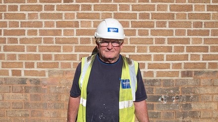 Dave Ellis hangs up his trowel after 53 years service to Henry Boot