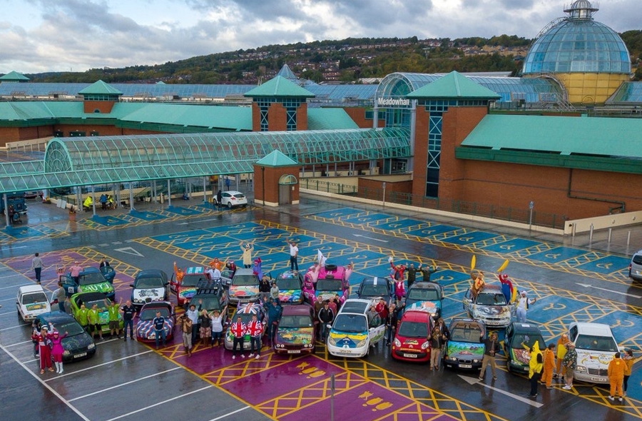 All 21 teams lined up at the start line at Meadowhall